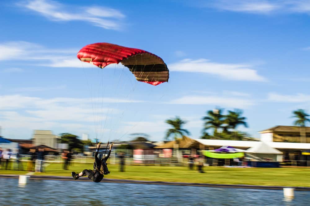 Parachute in the water swoop.